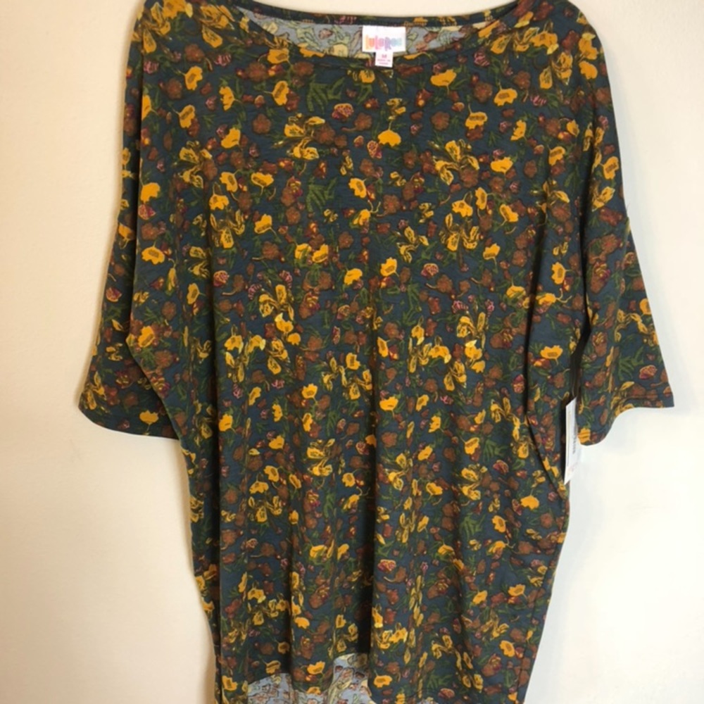 LuLaRoe Irma Tunic